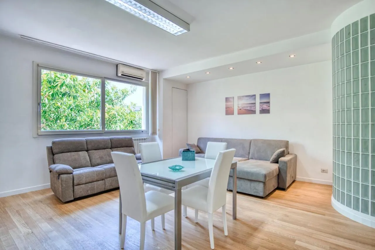 Apart-hotel Horizon Suites Cefalù Itália