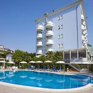 hotel-helios-lido-di-jesolo.hotelinveneto.com/
