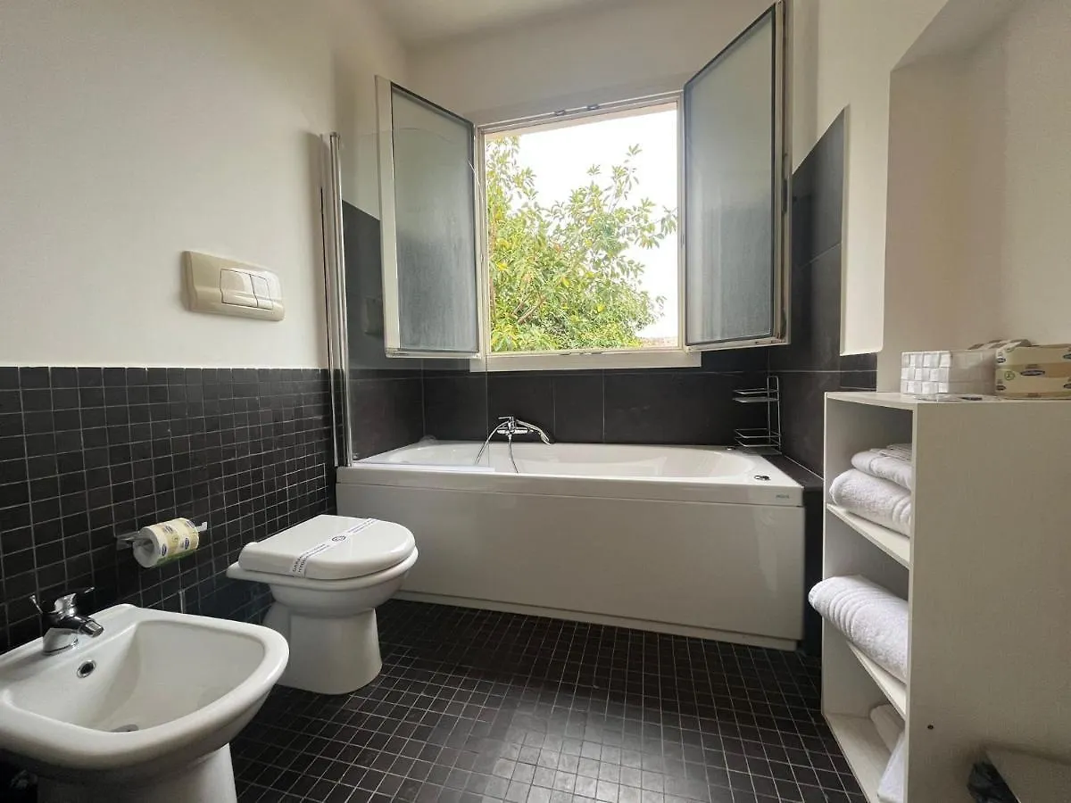 Horizon Suites Cefalù 0*,