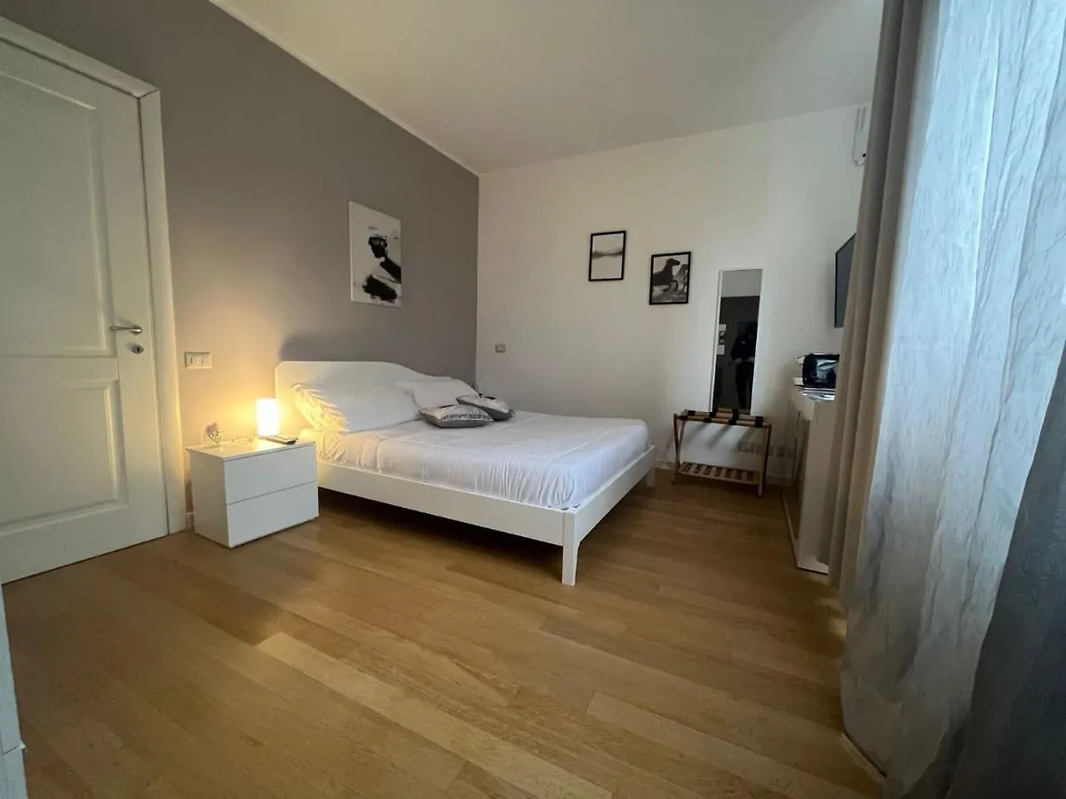 아파트호텔 Horizon Suites 체팔루
